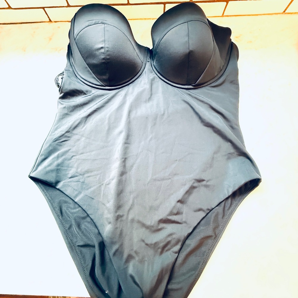 ASOS DESIGN Black Padded Underwire One Piece Swimsuit 14G/H